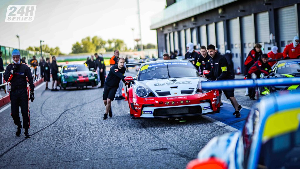 Uheldig weekend for Holmgaard Motorsport
(Foto: 24H Series / Holmgaard Motorsport)